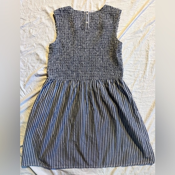 French Connection Stylish Blue and White Striped Women’s Dress Size 0 - Picture 13 of 15